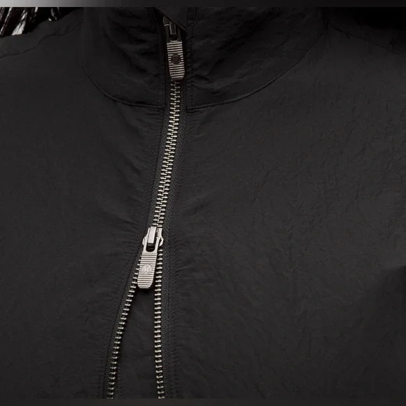 NWT💎Lululemon Bomber Nylon Cinchable Black Waterproof Jacket Medium Retail $148 - Picture 6 of 9